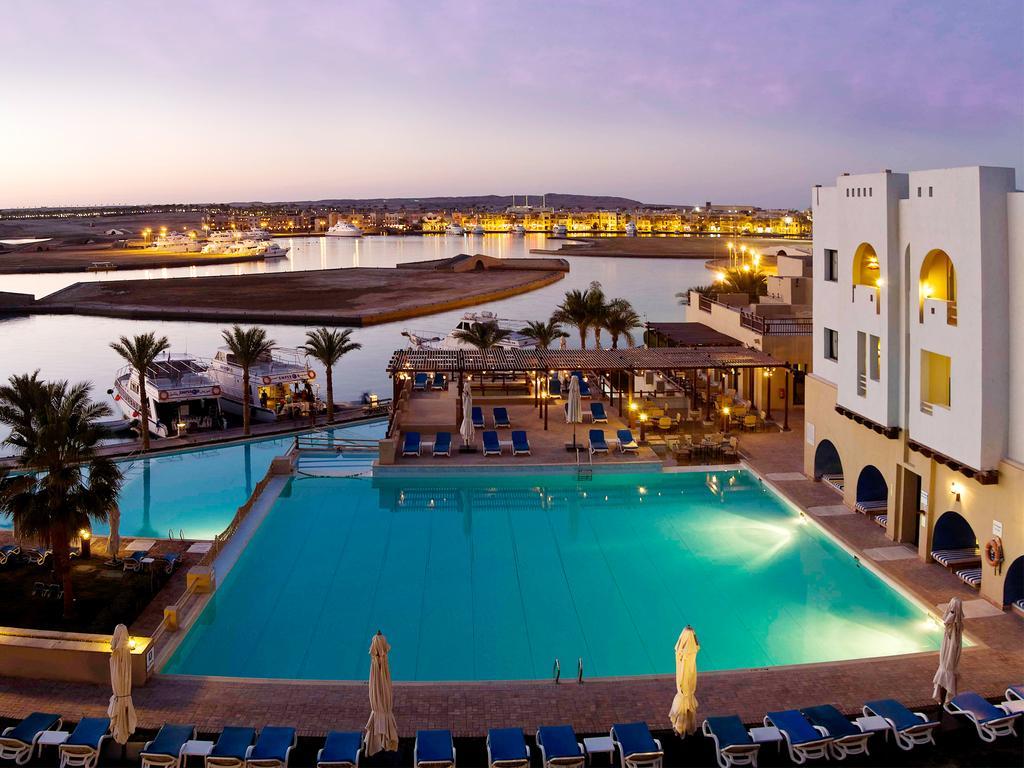 Marina Lodge At Порт Галиб Екстериор снимка