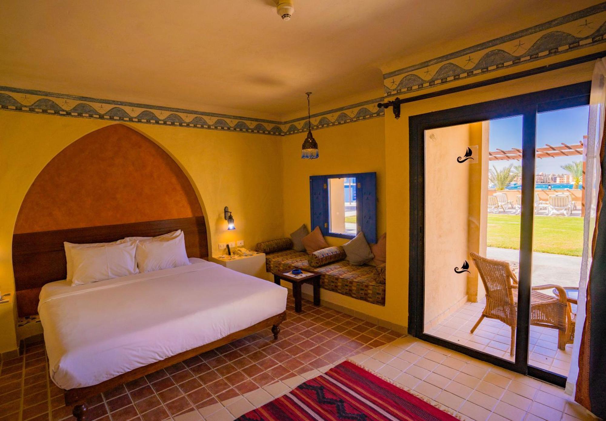 Marina Lodge At Порт Галиб Екстериор снимка