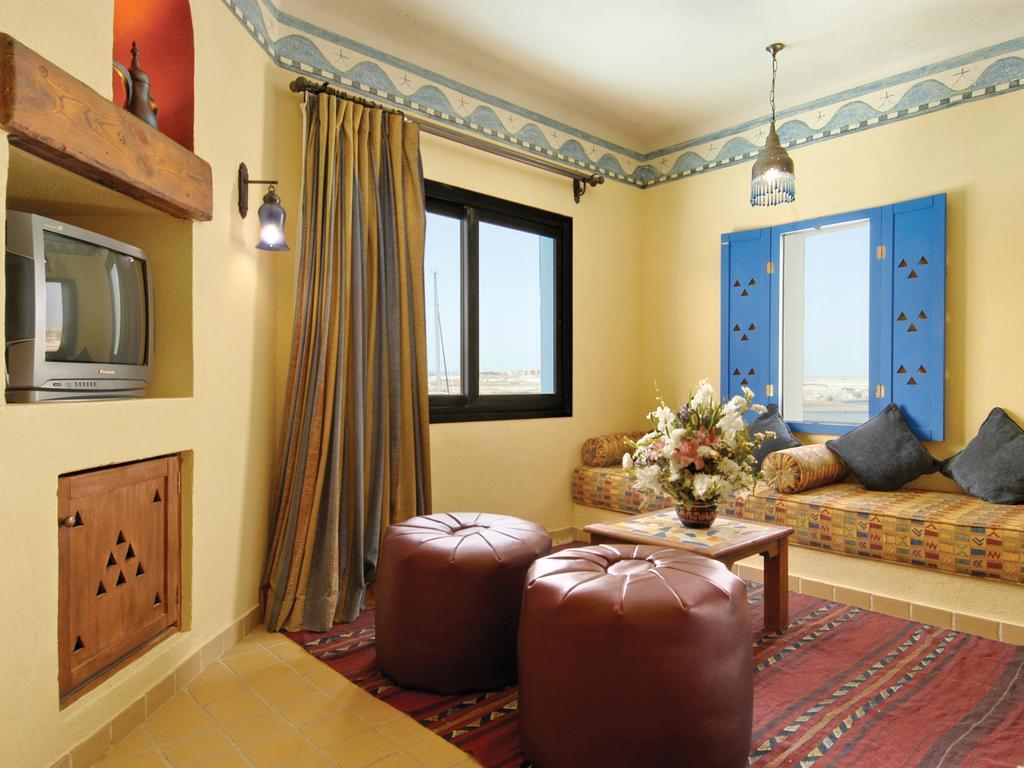 Marina Lodge At Порт Галиб Стая снимка
